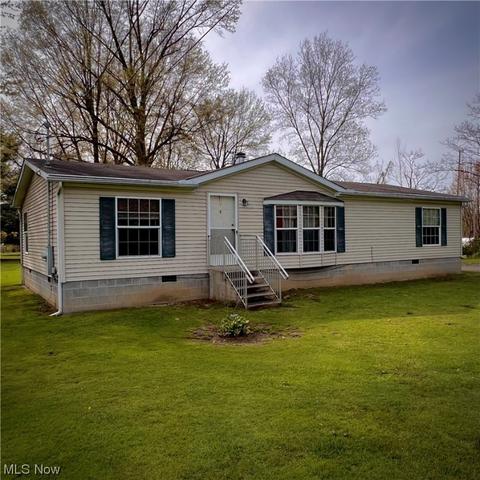 8911 Nichols Rd, Windham, OH 44288 photo 3