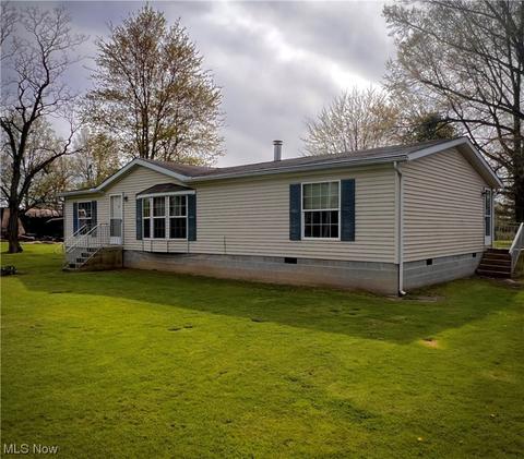 8911 Nichols Rd, Windham, OH 44288 photo 2