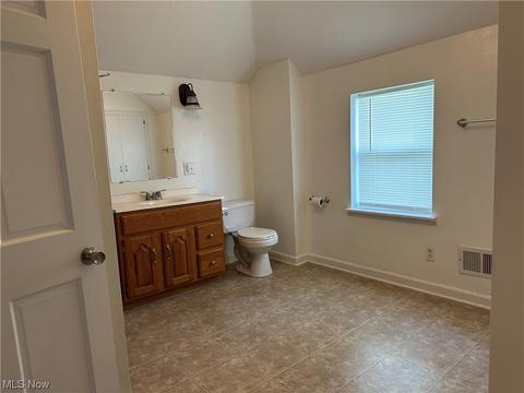 114 Union Ave, Dover, OH 44622 photo 12