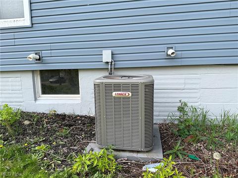 114 Union Ave, Dover, OH 44622 photo 19