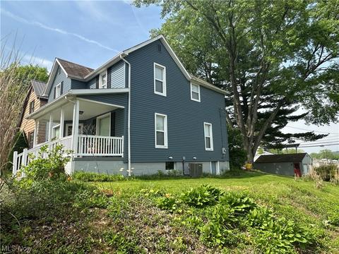 114 Union Ave, Dover, OH 44622 photo 3