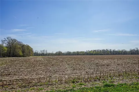 Vesta Road, Wakeman, OH 44889
