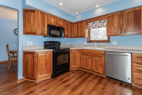 6173 Brambleside Ln, Mentor, OH 44060 photo 6