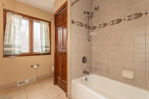 6173 Brambleside Ln, Mentor, OH 44060 photo 23