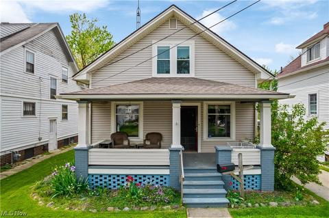 663 Wright Ave, Alliance, OH 44601 photo 2