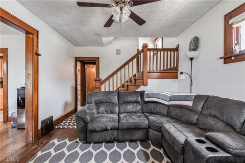 663 Wright Ave, Alliance, OH 44601 photo 7