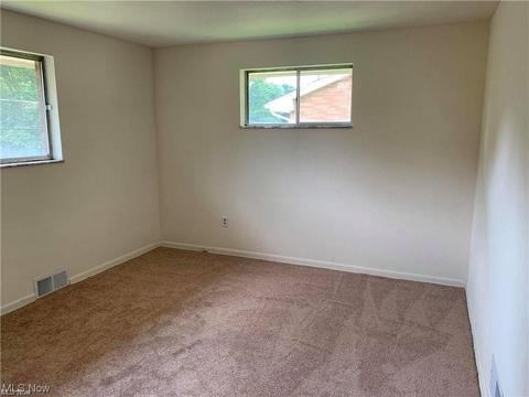 449 Dresden Ave, Steubenville, OH 43952 photo 6