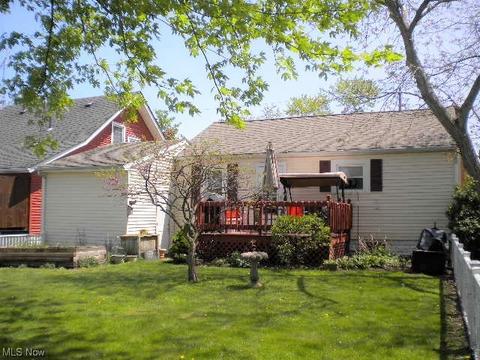 261 Fifield Ave, Conneaut, OH 44030 photo 7