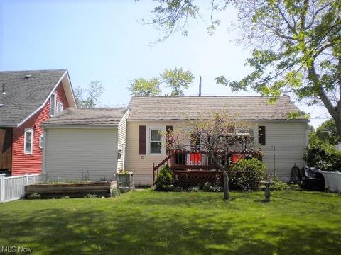 261 Fifield Ave, Conneaut, OH 44030 photo 6