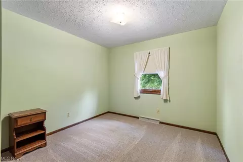 351 Eric Ln, Wadsworth, OH 44281 photo 27