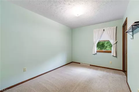 351 Eric Ln, Wadsworth, OH 44281 photo 28