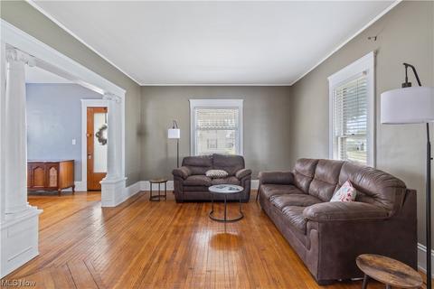 407 E 5th St, Dover, OH 44622 photo 8
