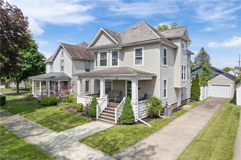 407 E 5th St, Dover, OH 44622 photo 2