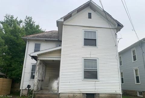 1427 Ohio St, Zanesville, OH 43701 | 16 Photos | MLS #4459317 - Movoto