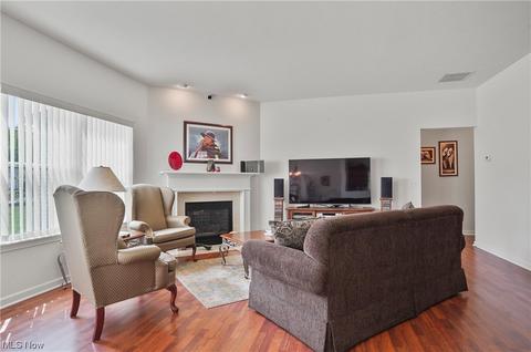 3472 Heron Ct, Aurora, OH 44202 photo 8
