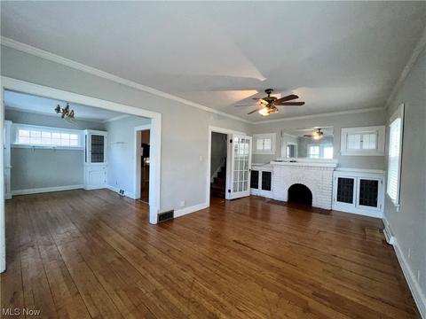 304 E 194th St, Euclid, OH 44119 photo 2