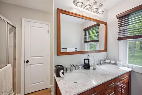 17815 Burrows Rd, Thompson, OH 44086 photo 34