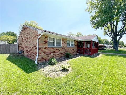 543 Augdon Dr, Elyria, OH 44035 photo 2