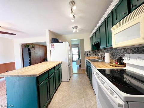 543 Augdon Dr, Elyria, OH 44035 photo 11