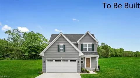 135 Woodsong Dr, Middlefield, OH 44062