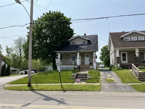 521 E Martin St, East Palestine, OH 44413