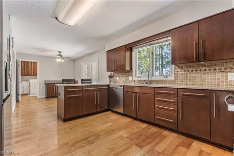 34875 Ada Dr, Solon, OH 44139 photo 6