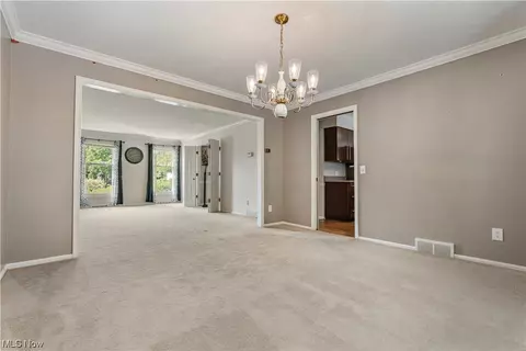 34875 Ada Dr, Solon, OH 44139 photo 4