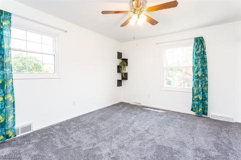 2138 David Ave, Parma, OH 44134 photo 13