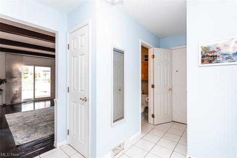 2138 David Ave, Parma, OH 44134 photo 3
