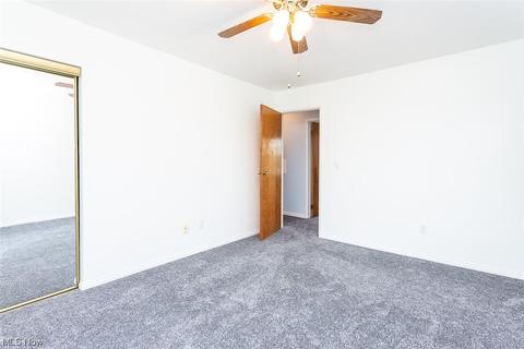 2138 David Ave, Parma, OH 44134 photo 14