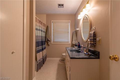 6677 Groton St NW, Canton, OH 44708 photo 6