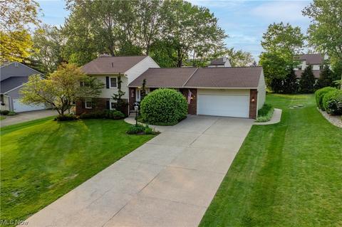 6677 Groton St NW, Canton, OH 44708 photo 1
