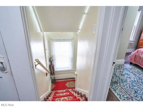 1066 Chalker St, Akron, OH 44310 photo 13