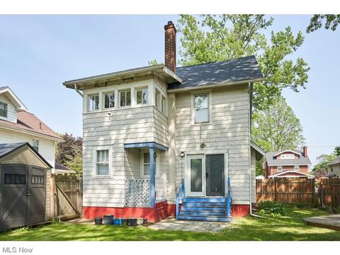 1066 Chalker St, Akron, OH 44310 photo 25