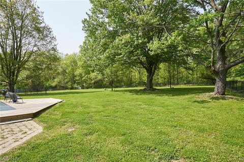 3359 Barrett Rd, Akron, OH 44333 photo 8