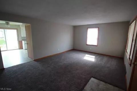 220 Wilson St, Struthers, OH 44471 photo 7