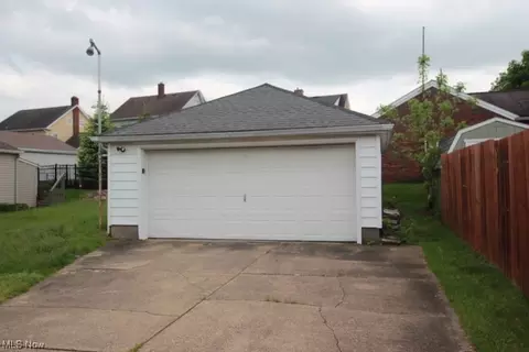 220 Wilson St, Struthers, OH 44471 photo 28