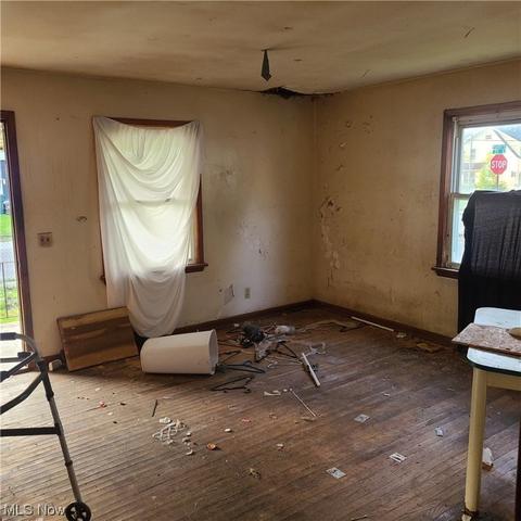 2005 Maple Ave NE, Canton, OH 44714 photo 6