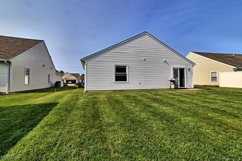 124 Fallingwater Dr, Elyria, OH 44035 photo 25