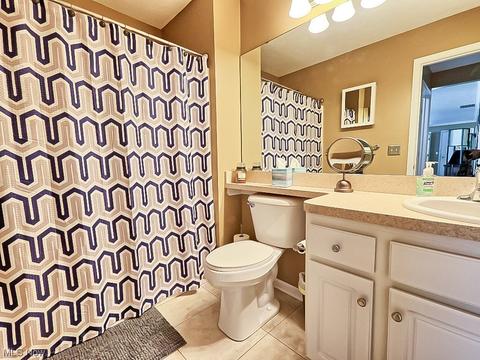 124 Fallingwater Dr, Elyria, OH 44035 photo 20