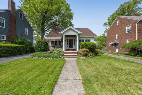 136 E 208th St, Euclid, OH 44123 photo 1