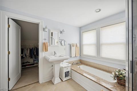 136 E 208th St, Euclid, OH 44123 photo 22