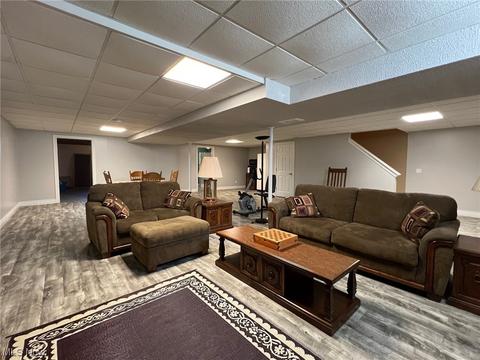 202 Fox Pointe Dr, Chardon, OH 44024 photo 27