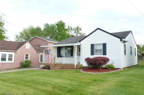 534 Como St, Struthers, OH 44471 photo 4