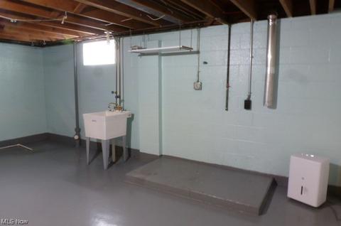 534 Como St, Struthers, OH 44471 photo 13