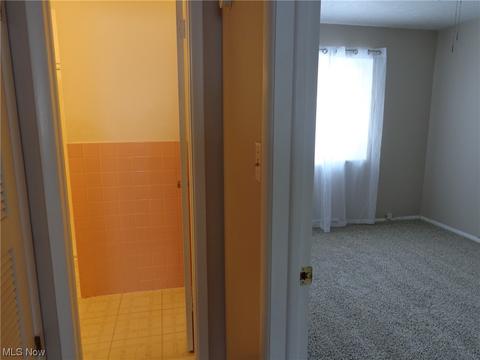5651 Broadview Rd #E2, Parma, OH 44134 photo 12