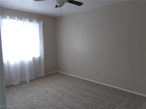 5651 Broadview Rd #E2, Parma, OH 44134 photo 9