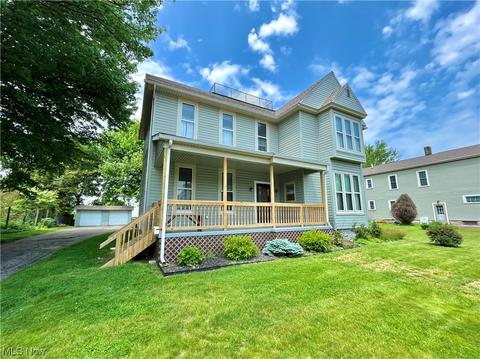 1115 Walnut Blvd, Ashtabula, OH 44004 photo 1