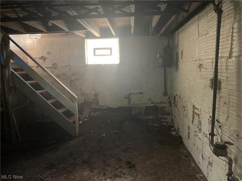 79 W Burns Ave, Akron, OH 44310 photo 8
