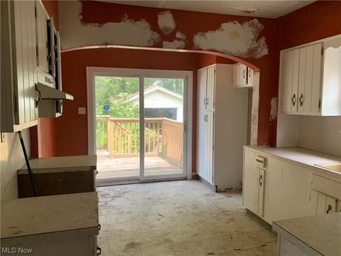 79 W Burns Ave, Akron, OH 44310 photo 15